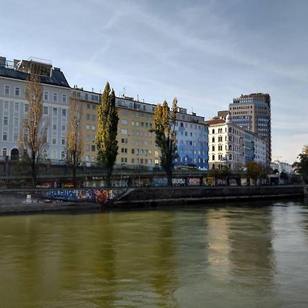Family Apartment With Two Bathrooms Near To City Center Виена Екстериор снимка