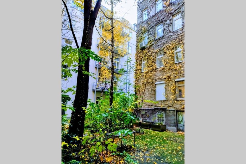 Family Apartment With Two Bathrooms Near To City Center Виена Екстериор снимка