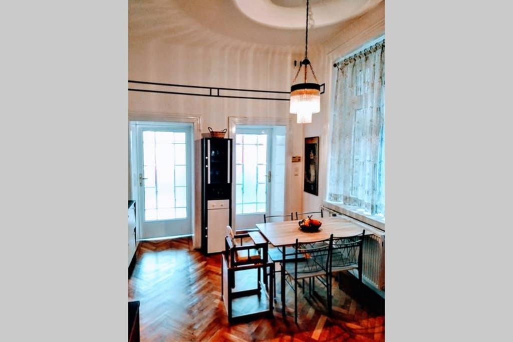Family Apartment With Two Bathrooms Near To City Center Виена Екстериор снимка